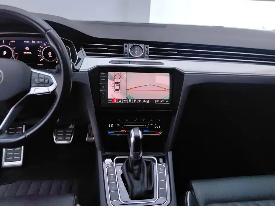 Volkswagen 迈腾 PHEV — миниатюра 13