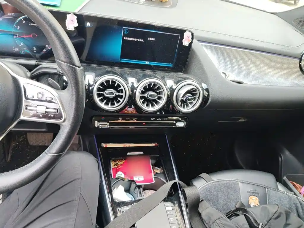 Mercedes-Benz GLA — миниатюра 6