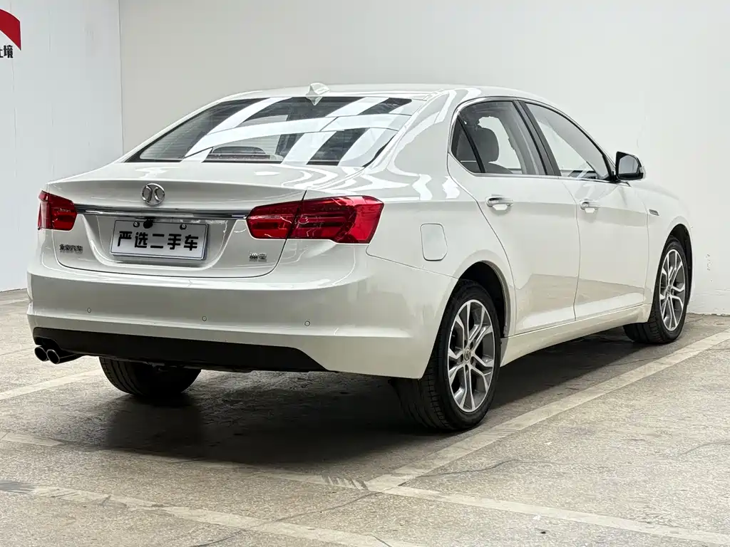 BAIC Senova D70 - фото 4