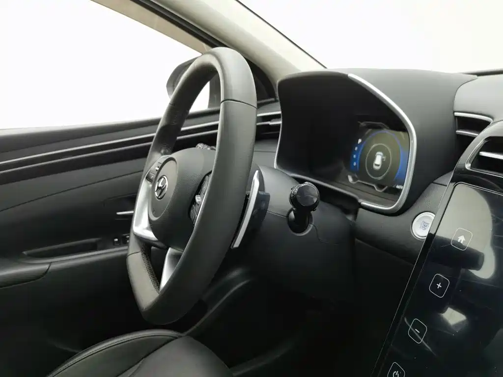 Hyundai Tucson — миниатюра 22