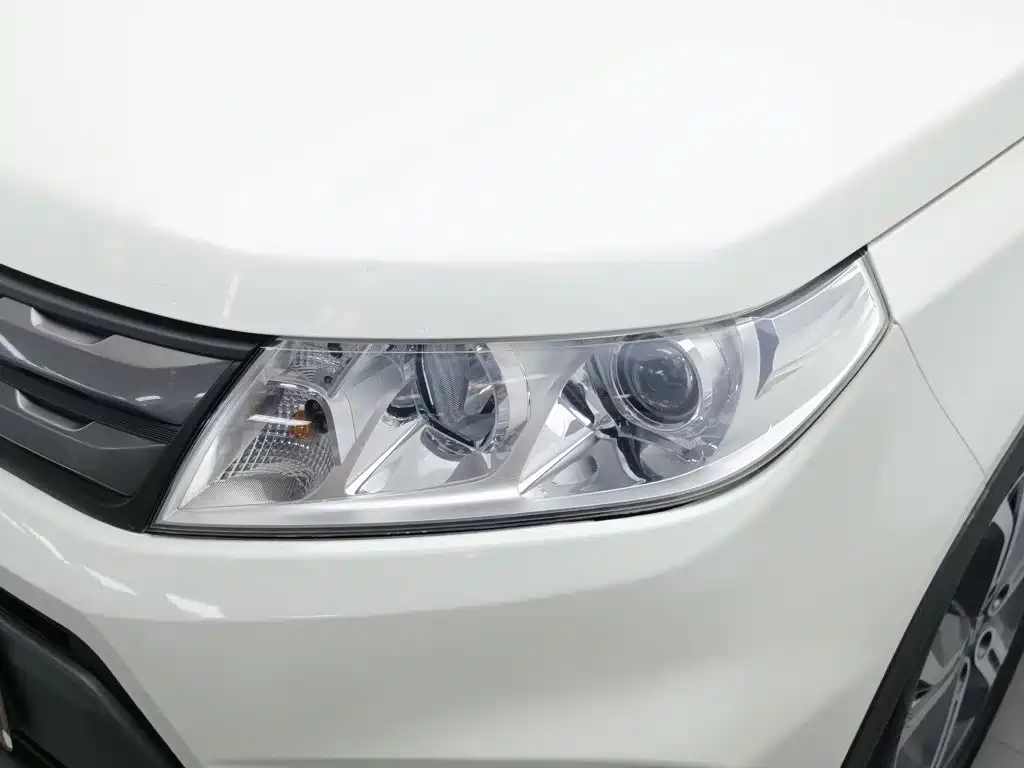 Suzuki Vitara — миниатюра 7