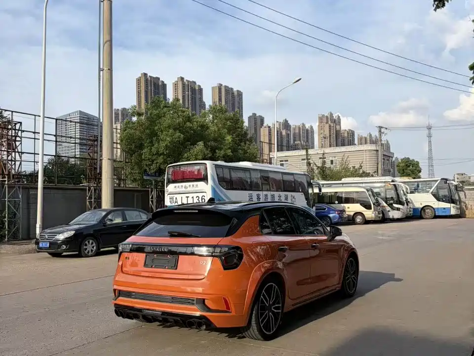 Lynk & Co 02 Hatchback — миниатюра 7