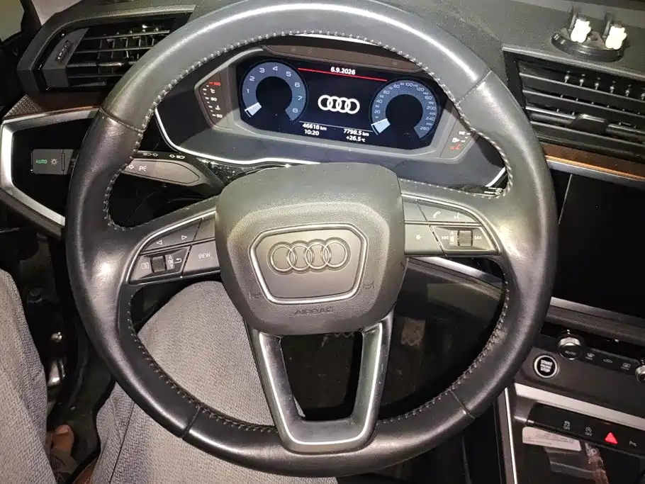 Audi Q3 — миниатюра 15