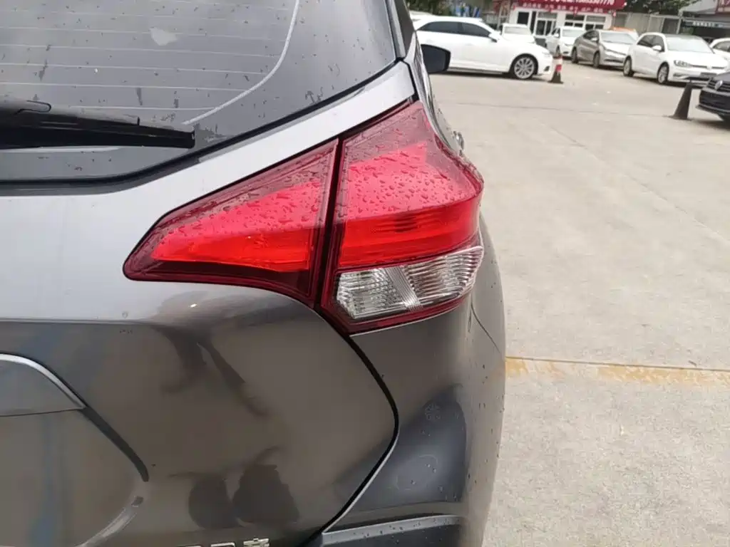 Nissan Kicks — миниатюра 8