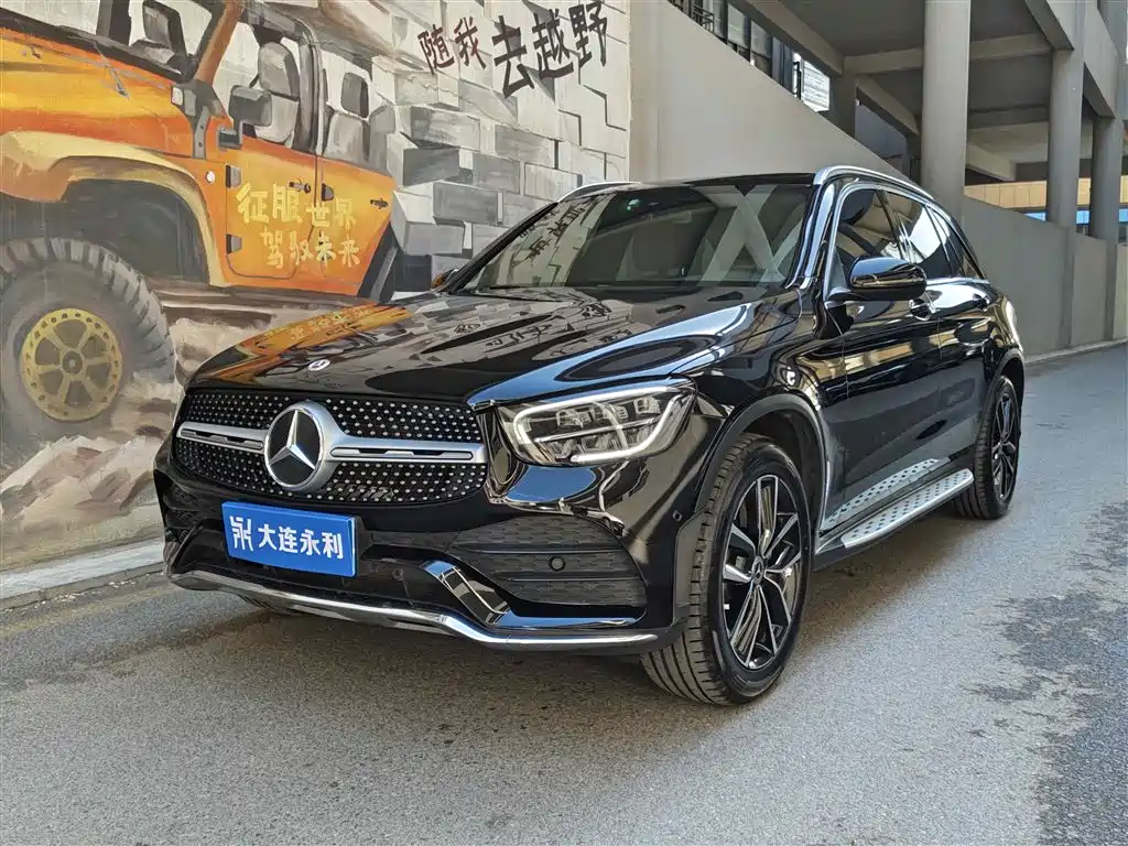 Купить Mercedes-Benz GLC