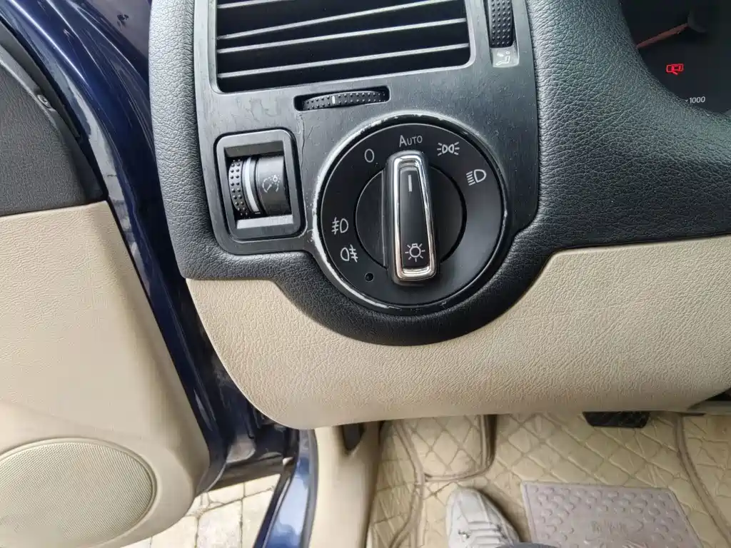 Volkswagen Bora Classic — миниатюра 16