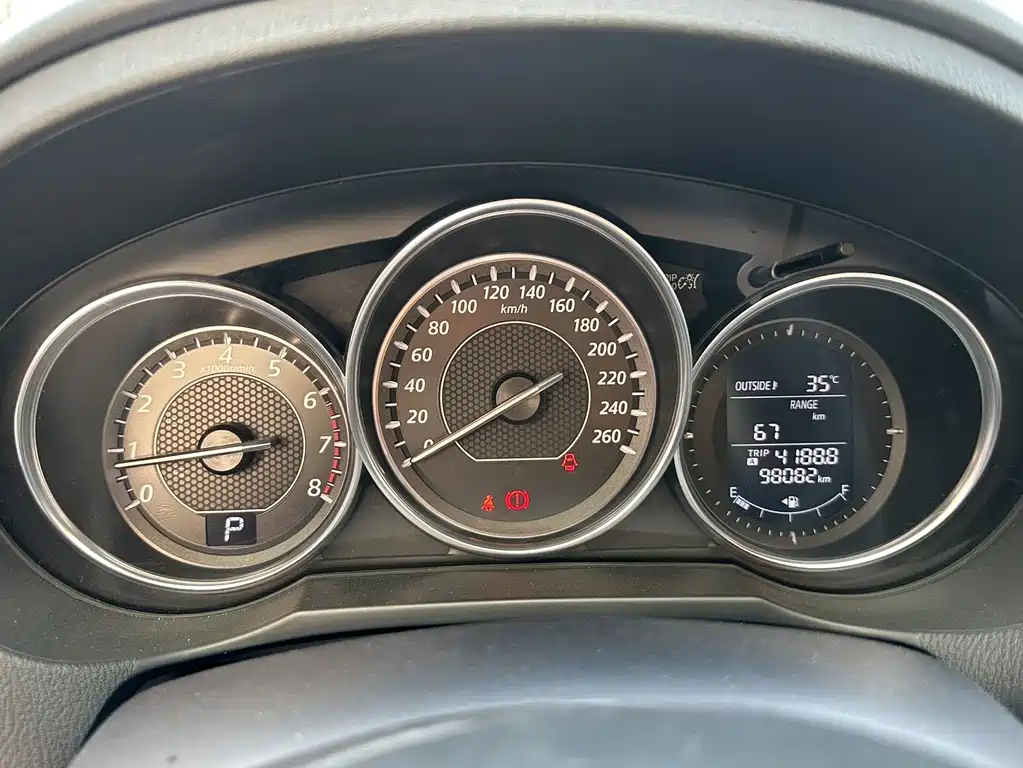 Mazda Atenza 2.5L Blue Sky Distinguished Edition, фото 7