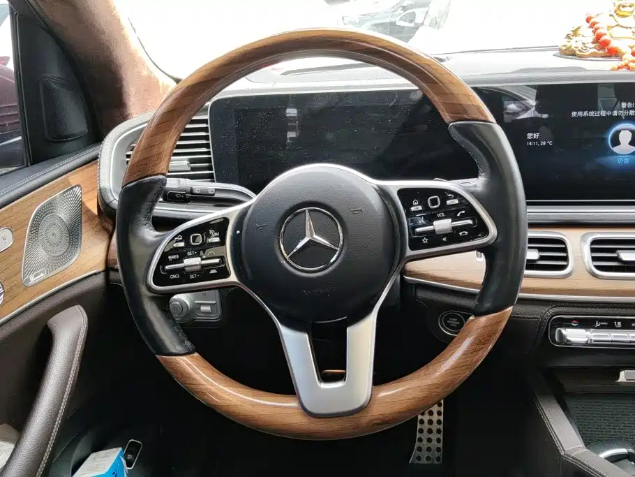 Mercedes-Benz GLS — миниатюра 15