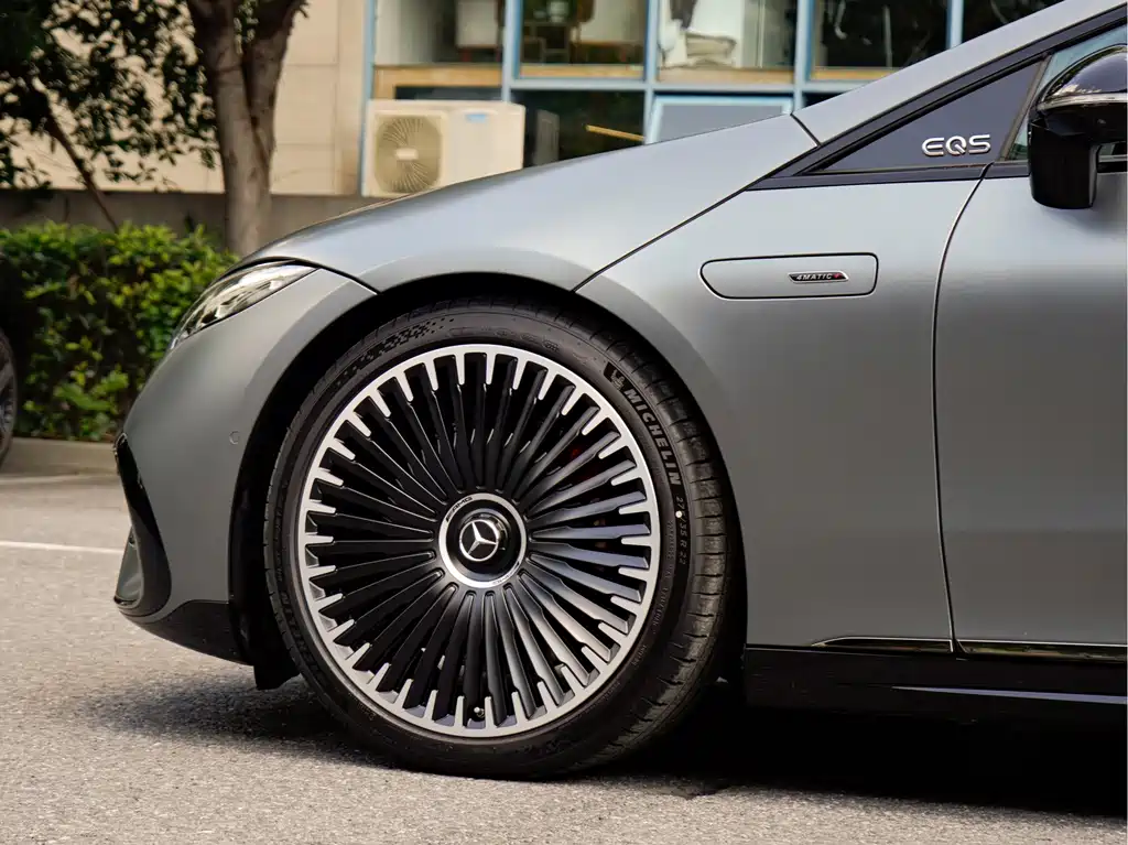 Mercedes-Benz EQS AMG — миниатюра 7