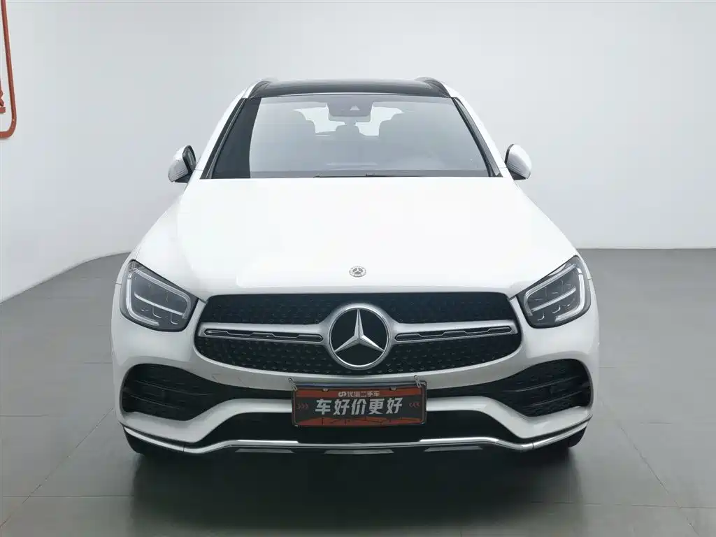 MERCEDES-BENZ GLC