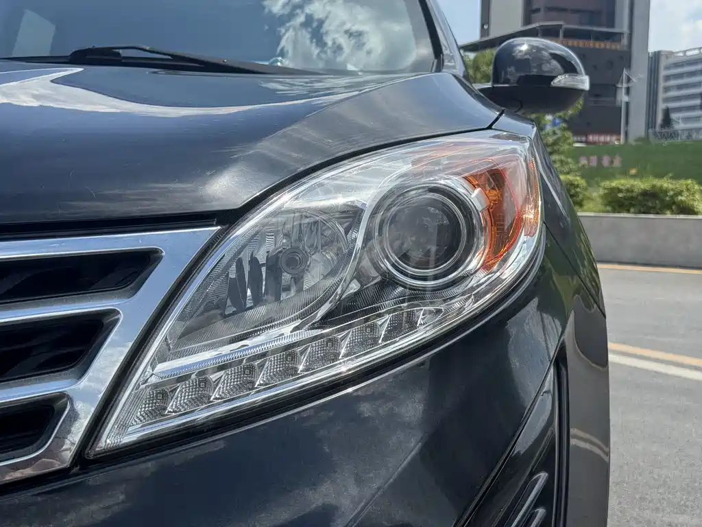 GAC GS5 2013 1.8T AT Luxury