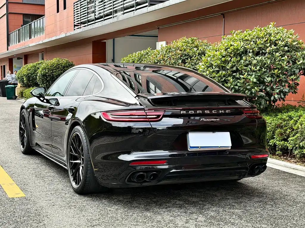 Porsche Panamera — миниатюра 13