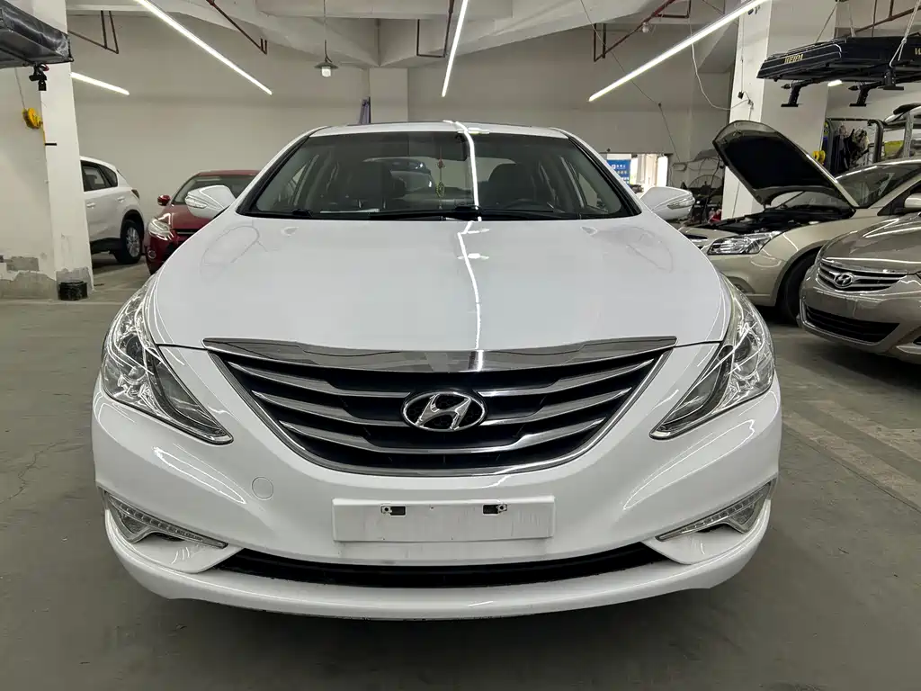 Hyundai Sonata — миниатюра 4