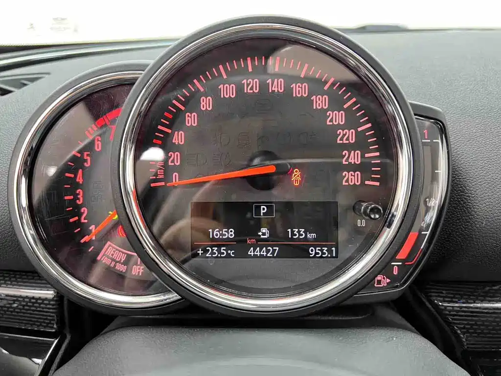 MINI Mini Clubman — миниатюра 26