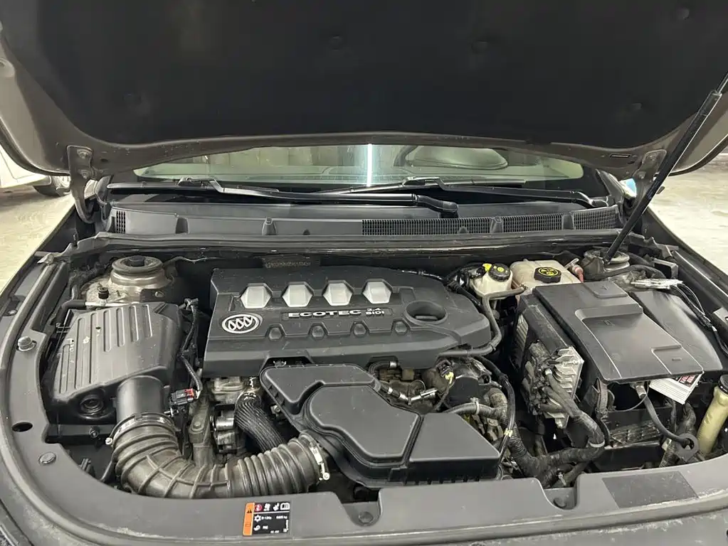 Buick LaCrosse — миниатюра 16