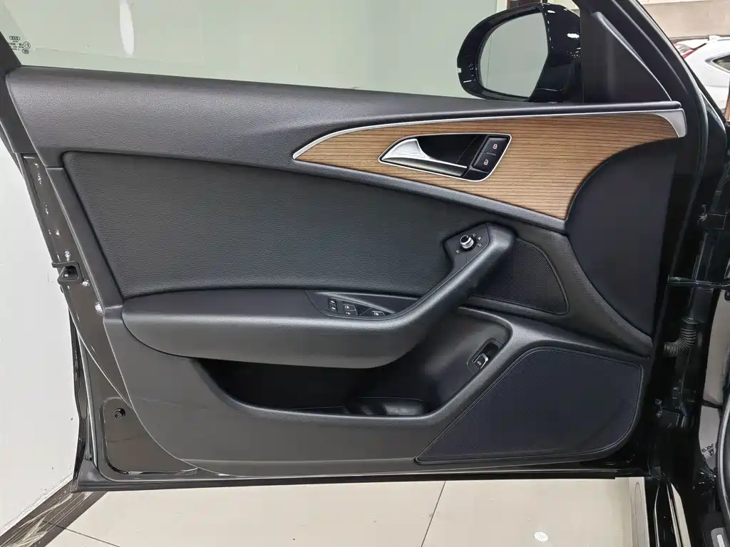 Audi A6L — миниатюра 14