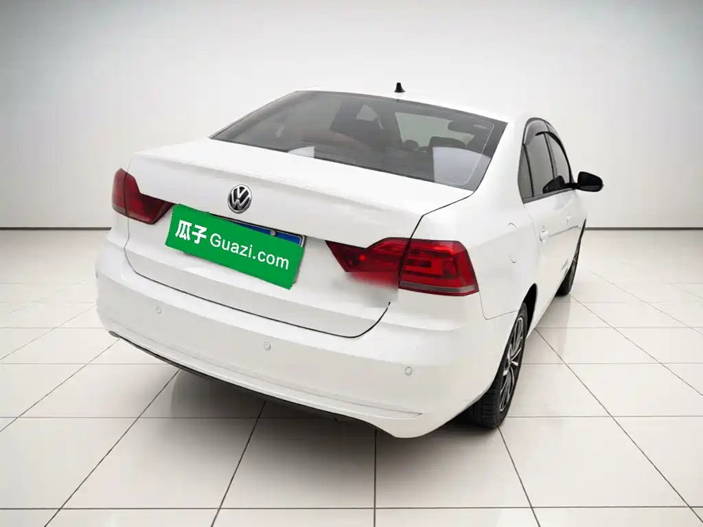 Volkswagen Santana — миниатюра 4