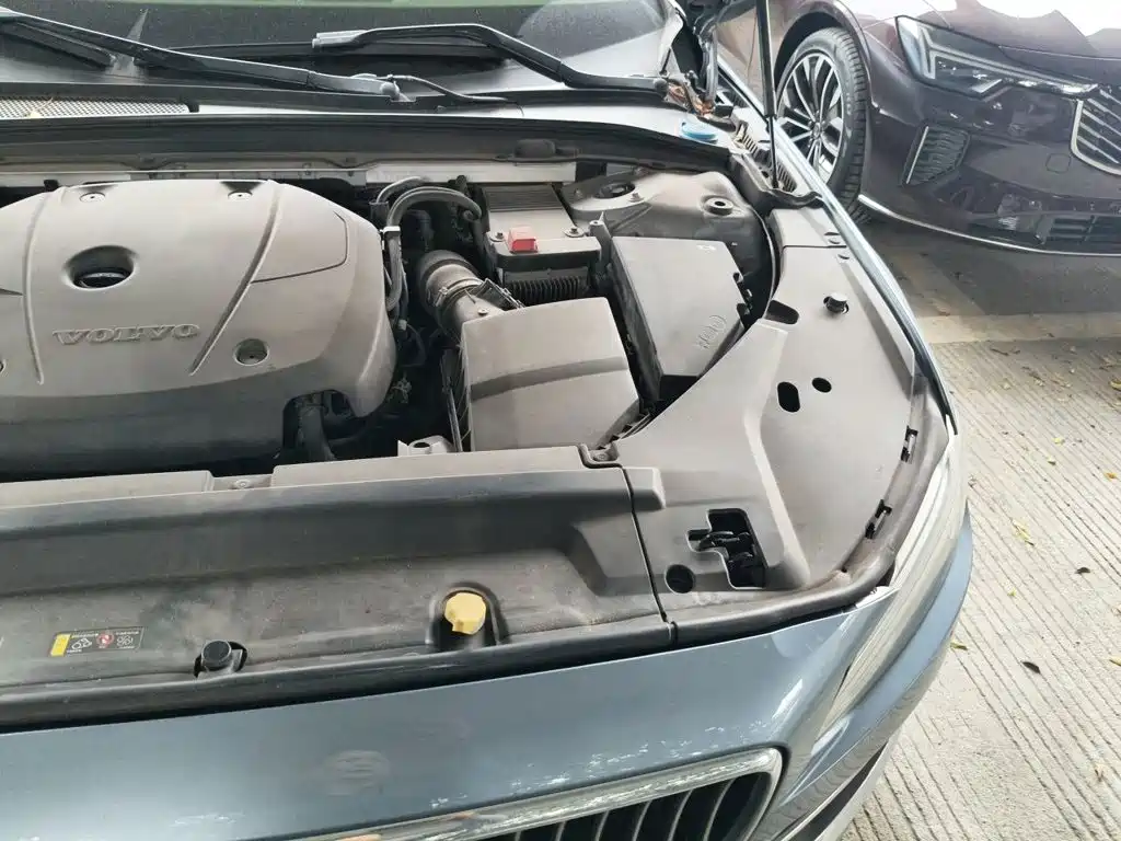 Volvo S90 — миниатюра 20