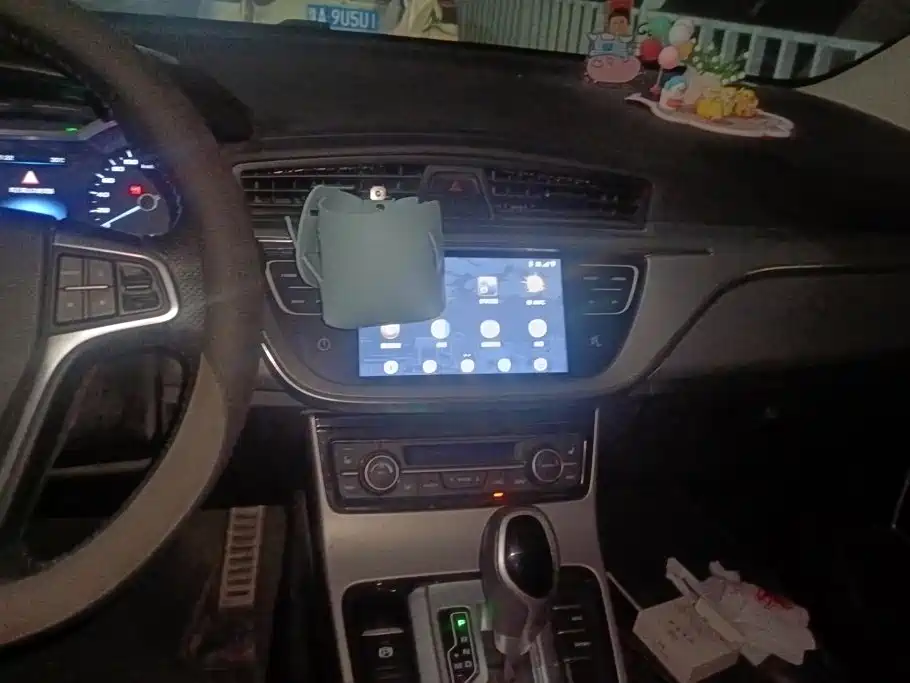 Geely Emgrand GS — миниатюра 13
