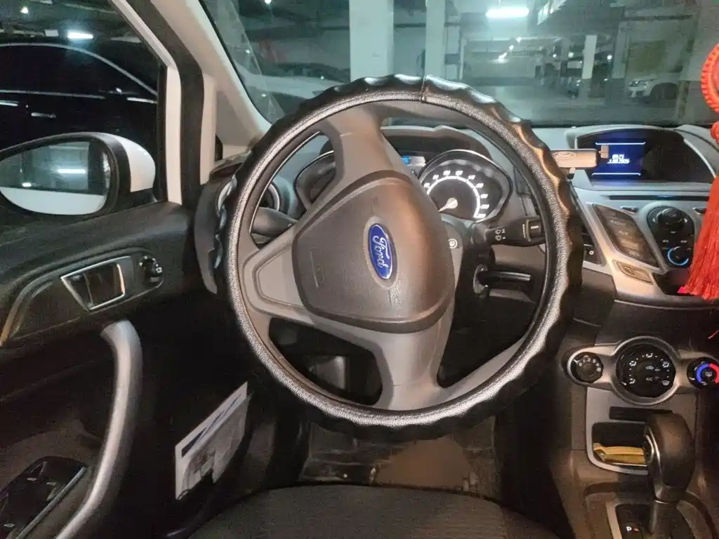 Ford Fiesta — миниатюра 3