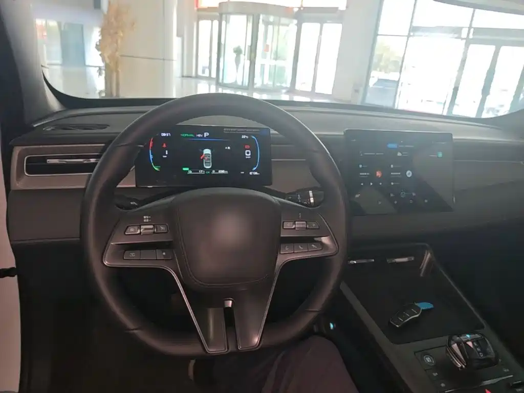 BYD Qin PLUS — миниатюра 10