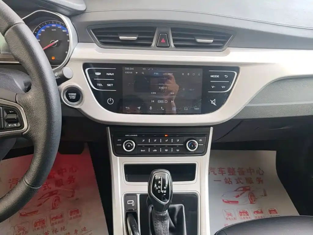Geely Vision — миниатюра 13