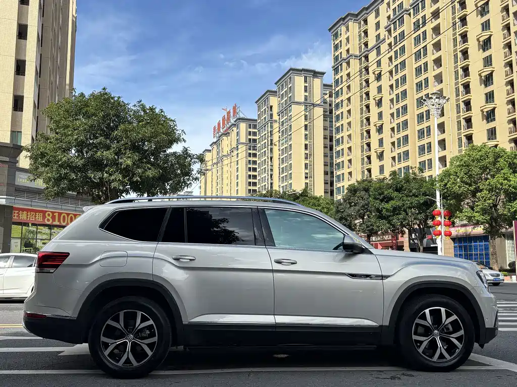 Volkswagen Teramont — миниатюра 7