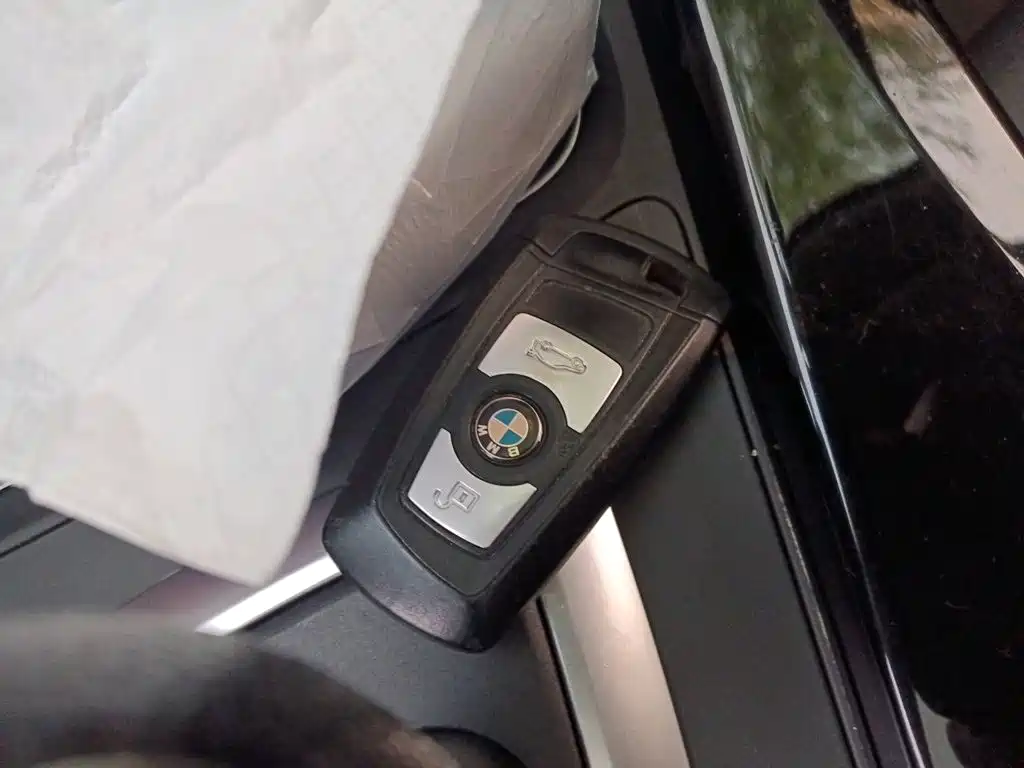 BMW 3 Series — миниатюра 12