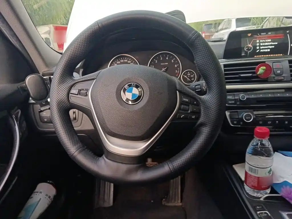 BMW 3 Series — миниатюра 3