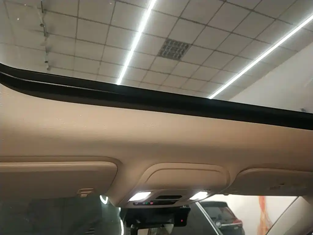 Buick Envision Plus — миниатюра 18