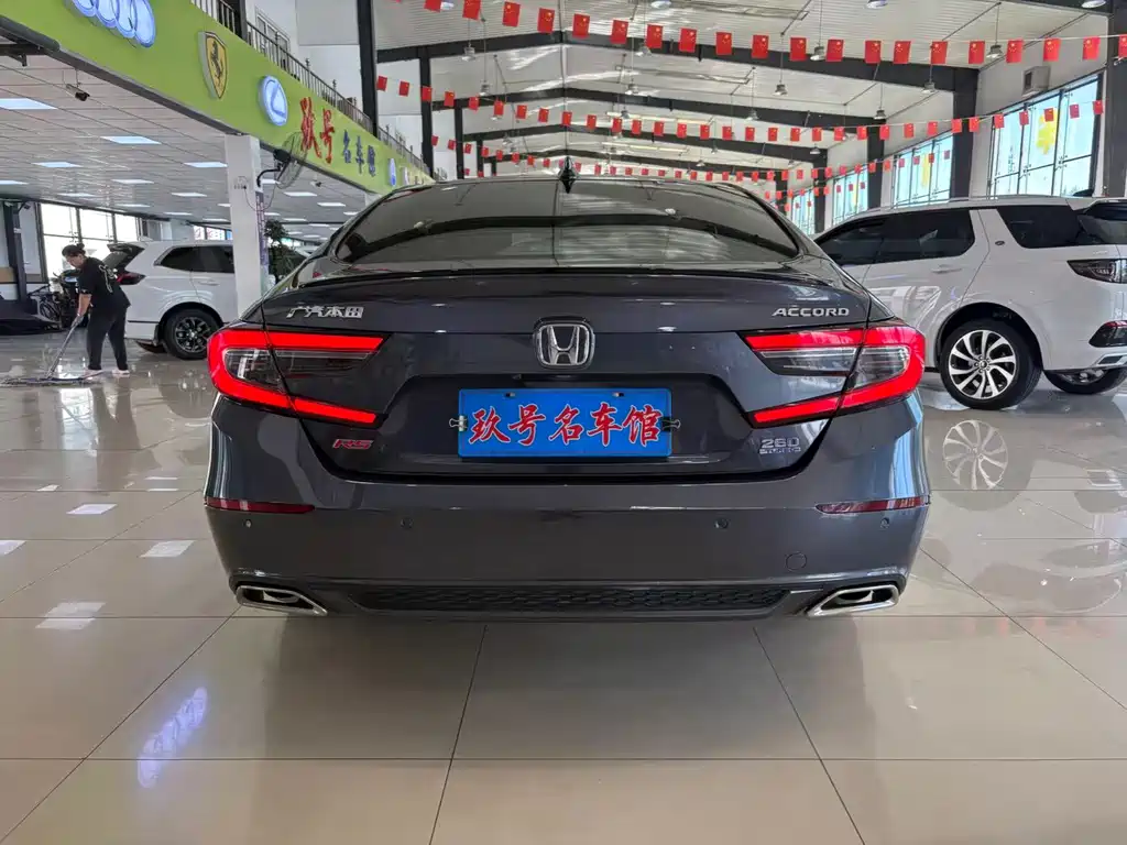 Honda Accord — миниатюра 7