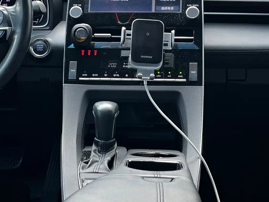 Toyota Avalon — миниатюра 8