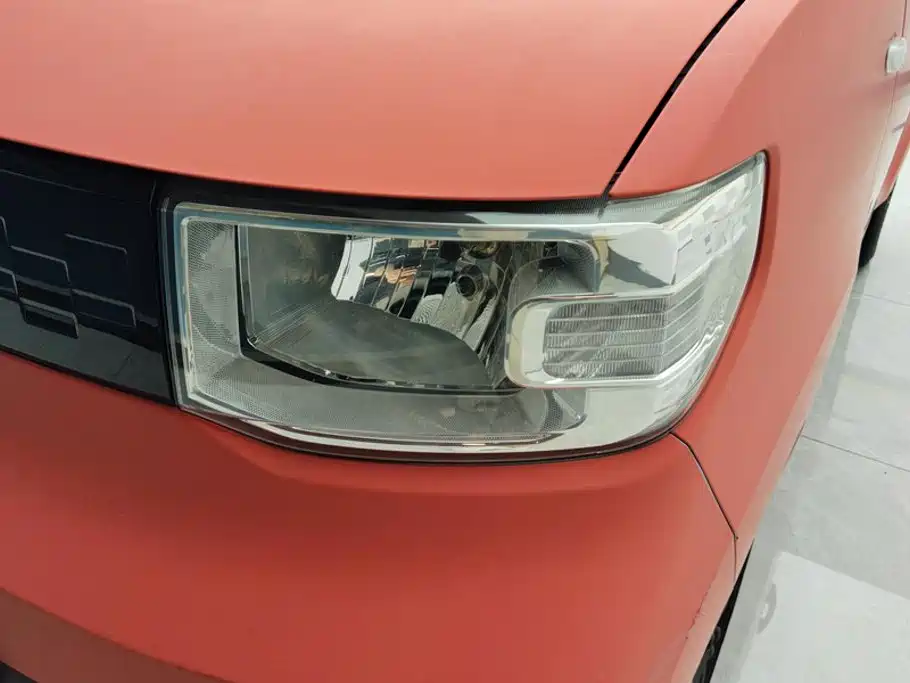 Wuling MINIEV — миниатюра 5