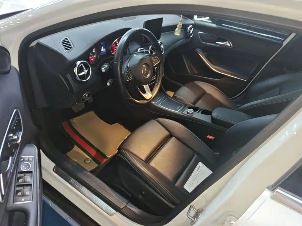 Mercedes-Benz GLA — миниатюра 16