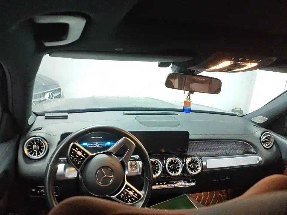 Mercedes-Benz GLB — миниатюра 5