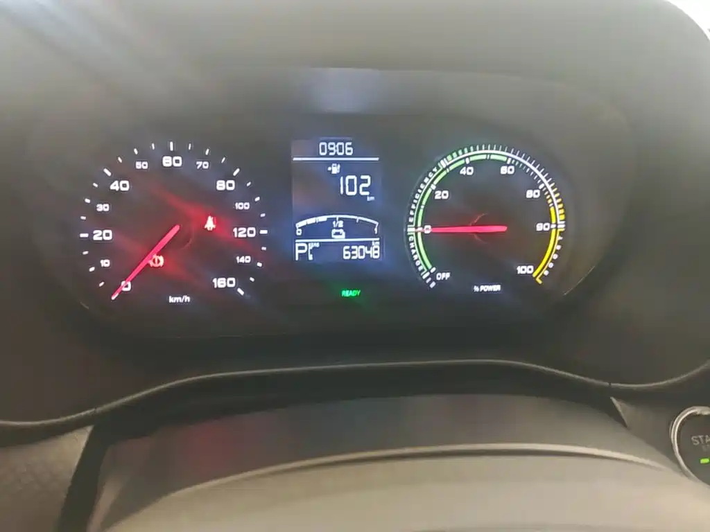 Roewe Clever — миниатюра 12