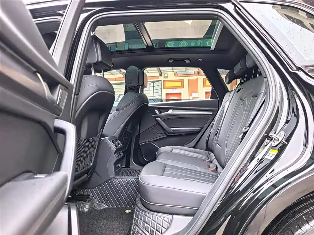 Audi Q5L — миниатюра 6
