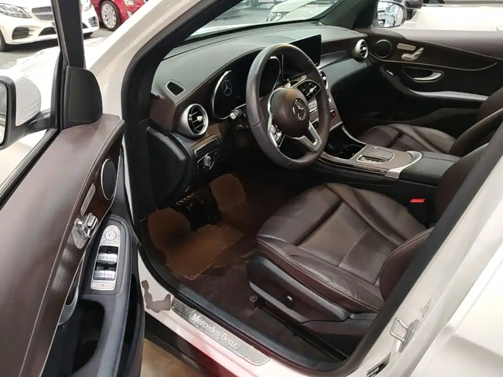 Mercedes-Benz GLC — миниатюра 16