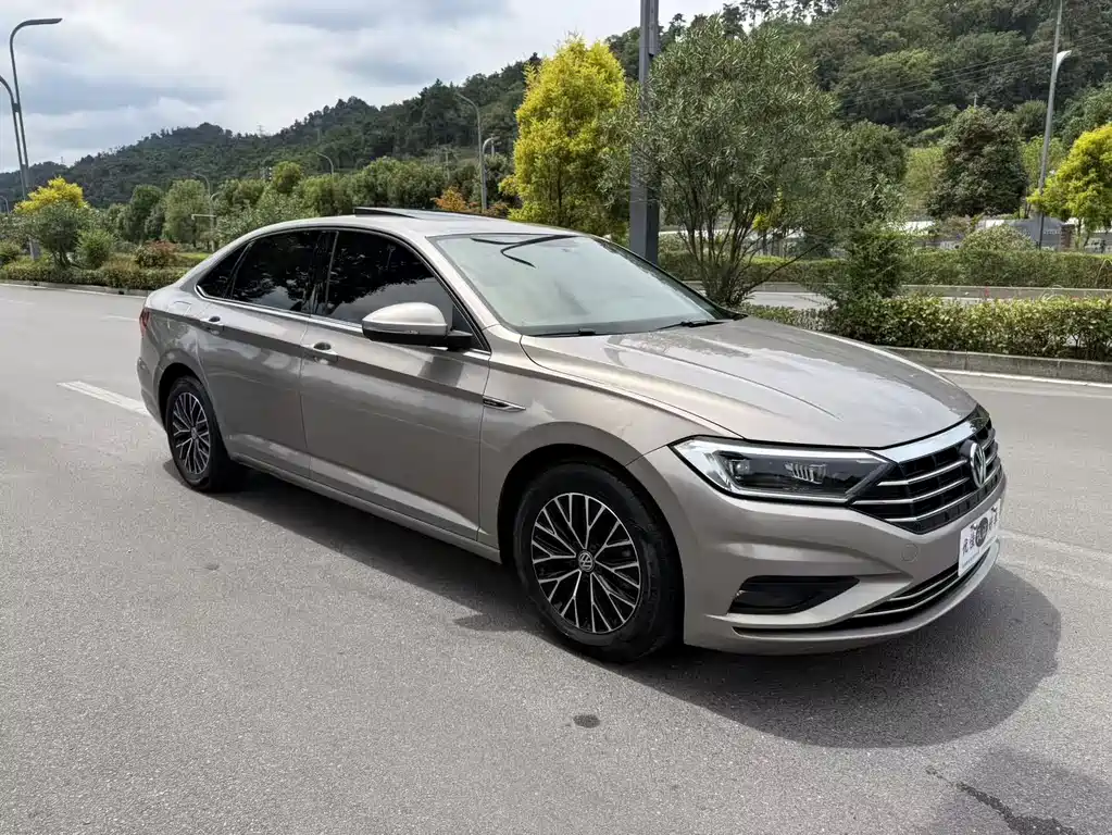 Volkswagen Sagitar — миниатюра 3