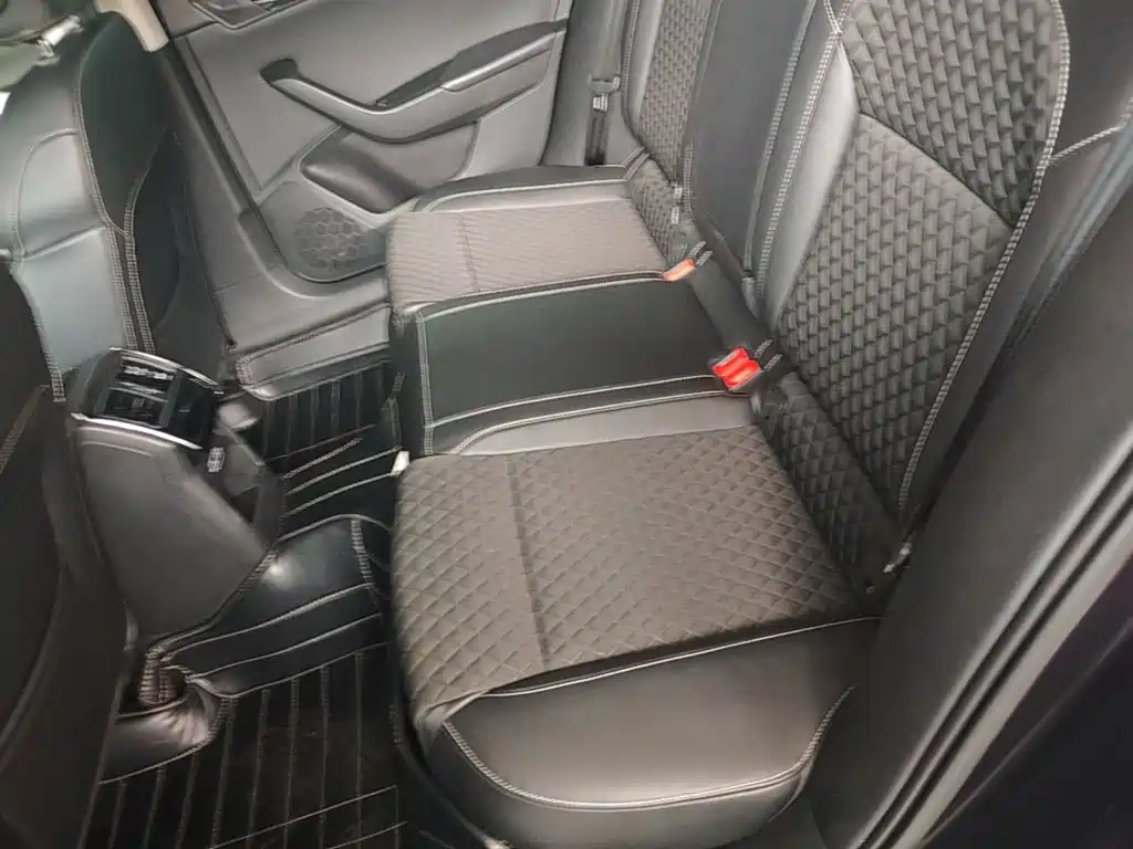Skoda Superb — миниатюра 17