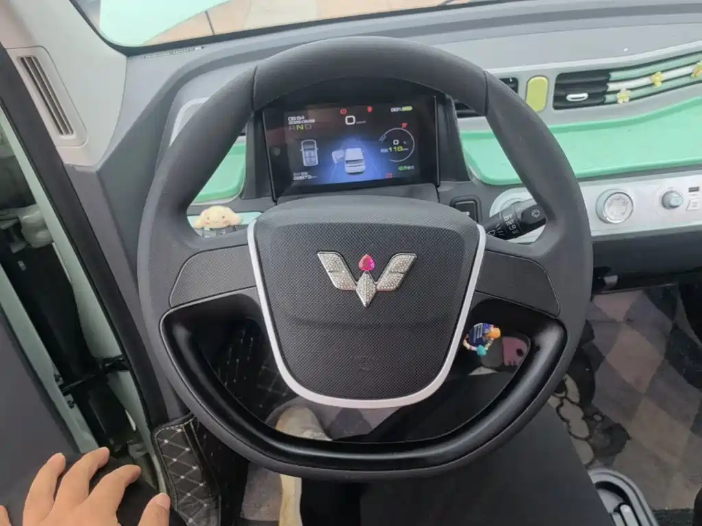 Wuling MINIEV — миниатюра 11