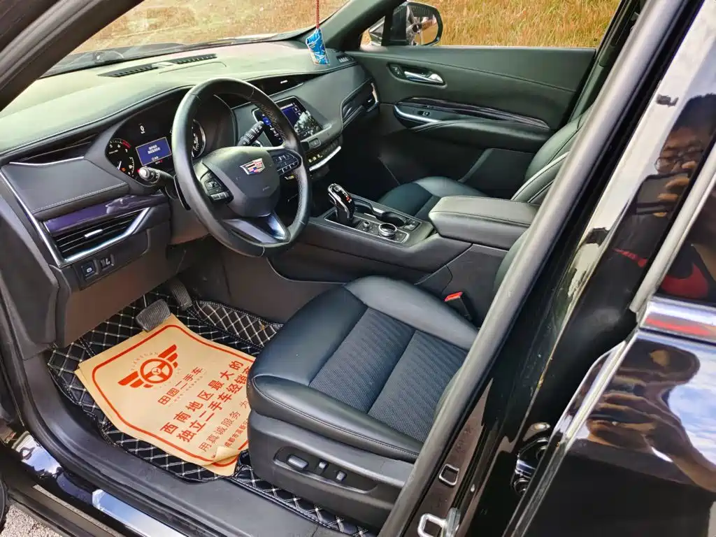 Cadillac XT4 — миниатюра 7