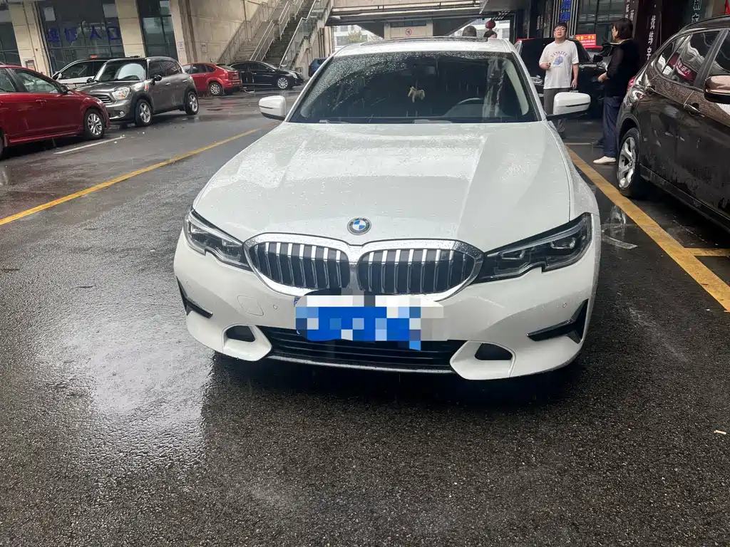BMW 3 Series — миниатюра 2
