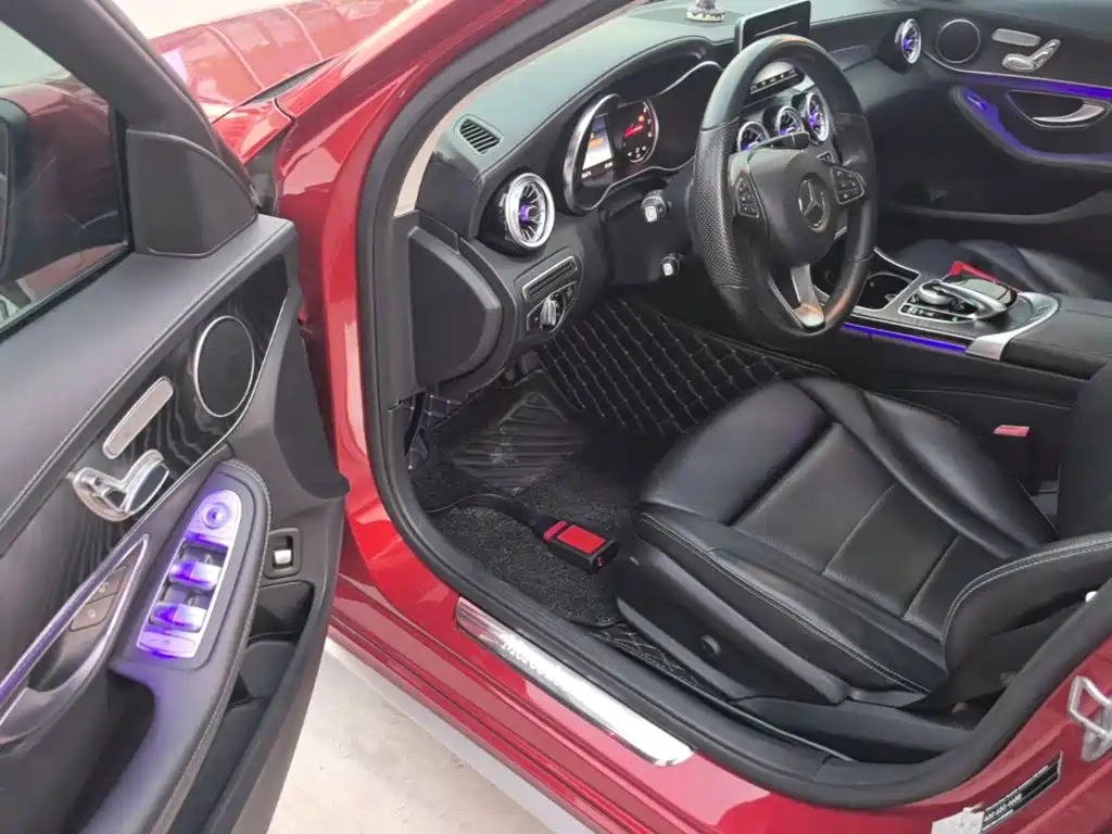 Mercedes-Benz C-Class — миниатюра 16