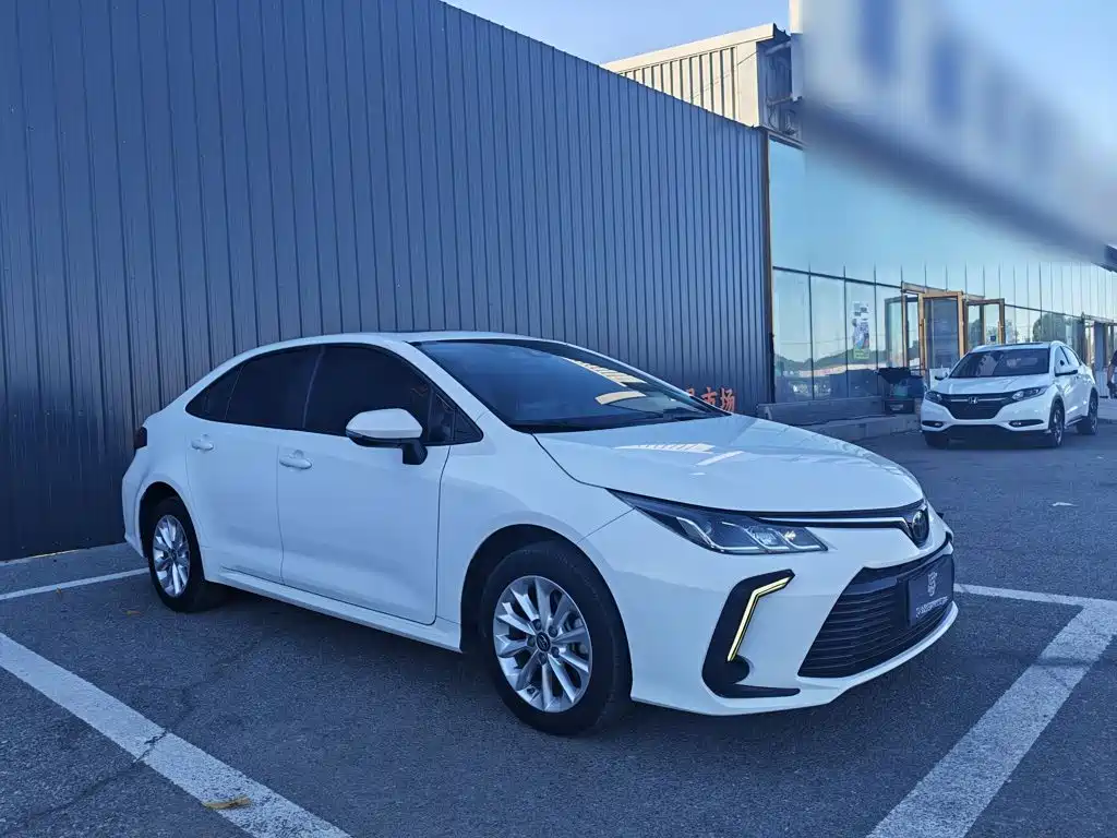 Toyota Corolla — миниатюра 5