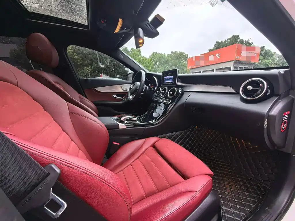 Mercedes-Benz C-Class — миниатюра 7