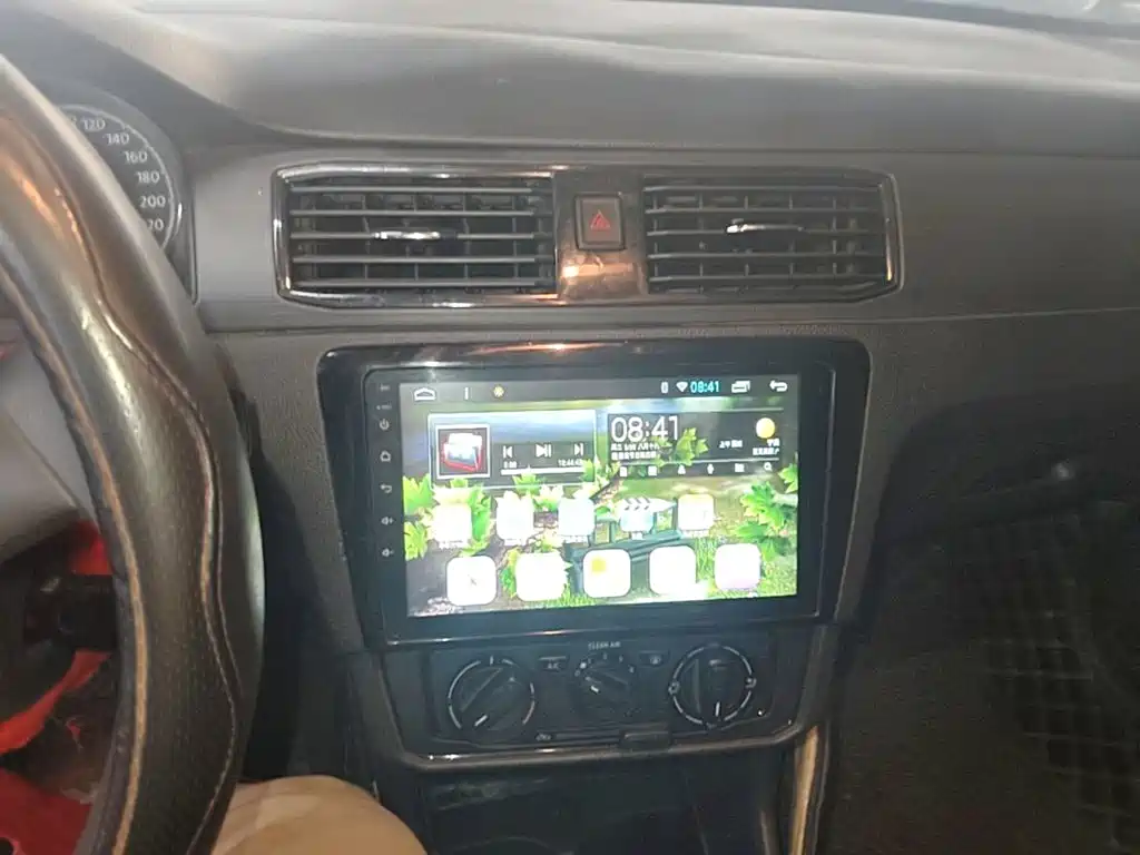 Volkswagen Santana — миниатюра 13