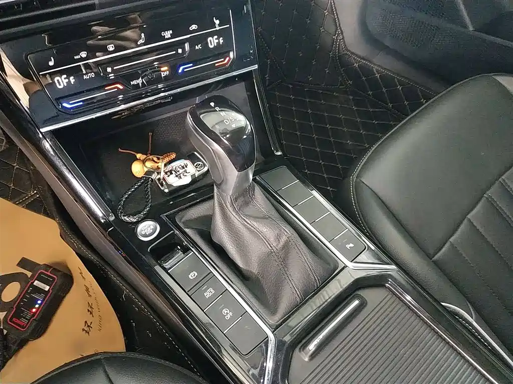 Volkswagen Passat 2023 330TSI Elite