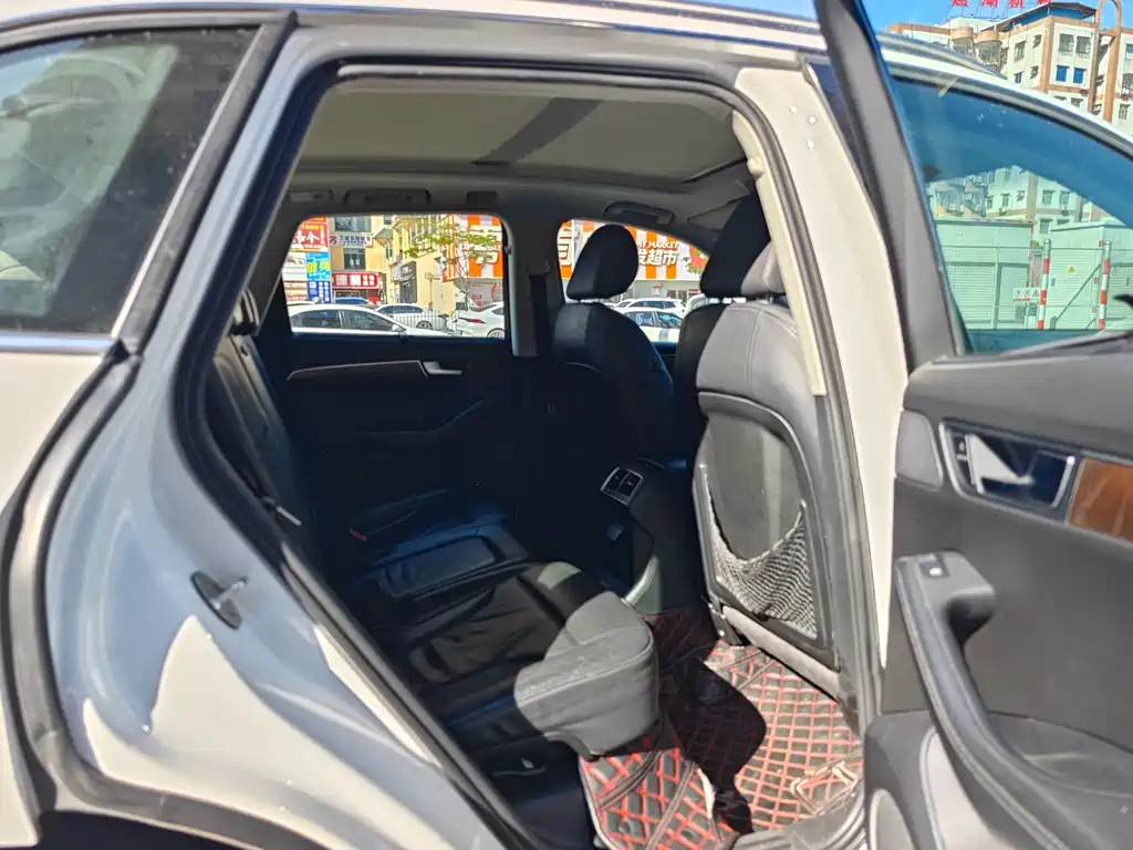 Audi Q5 (Import) — миниатюра 12