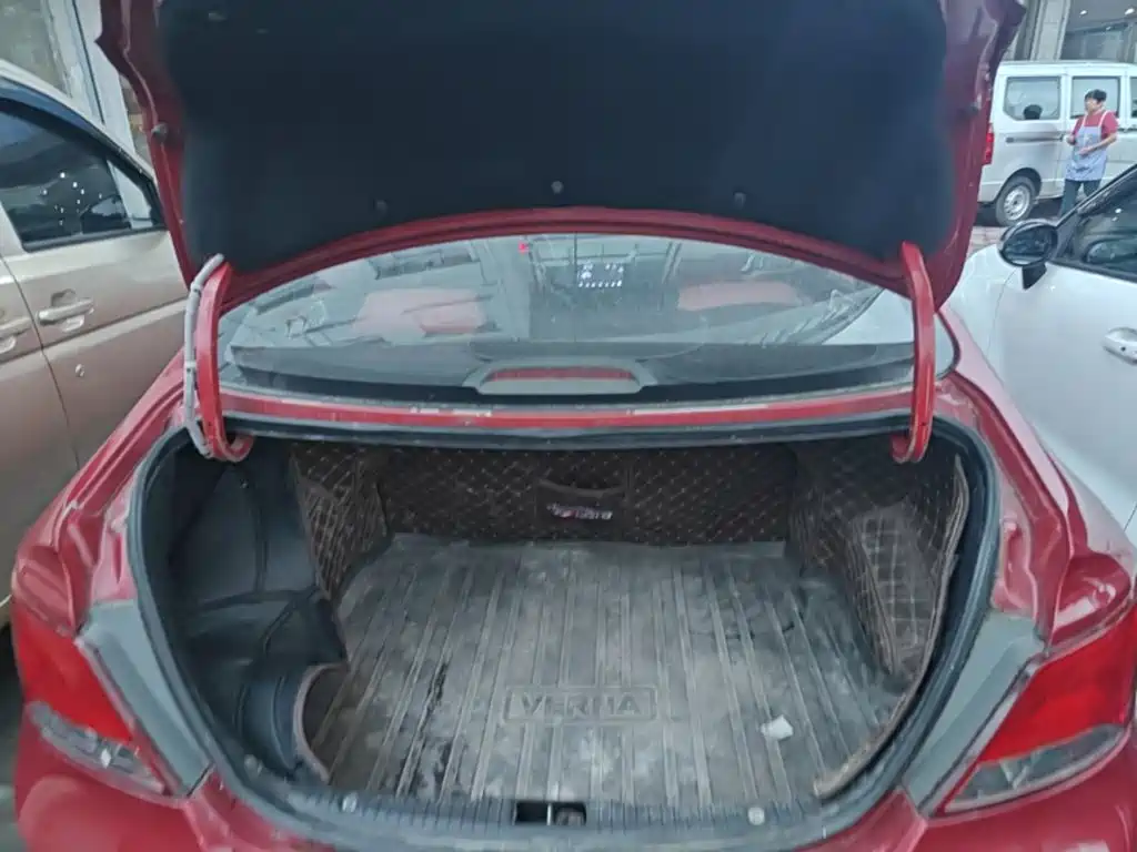 Hyundai Verna — миниатюра 19